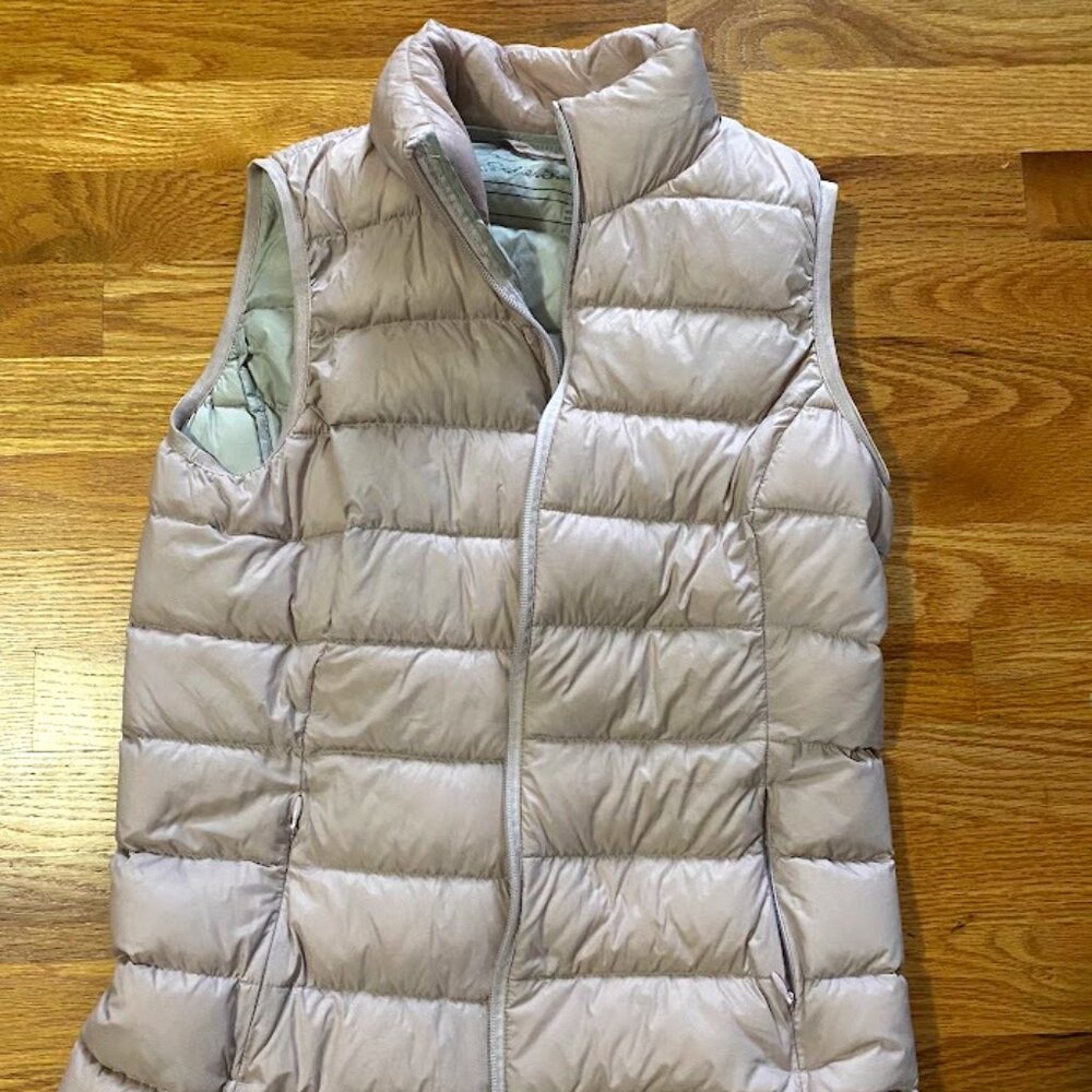 Eddie Bauer  Women's CirrusLite Down Vest - Light Lavendar
